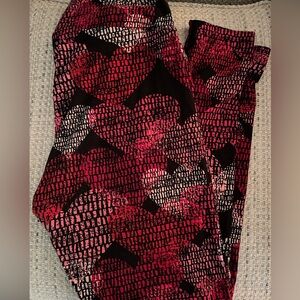 Lularoe Valentine Leggings TC